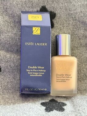 NEW!Estee Lauder Double Wear Foundation - 2W1 Dawn
